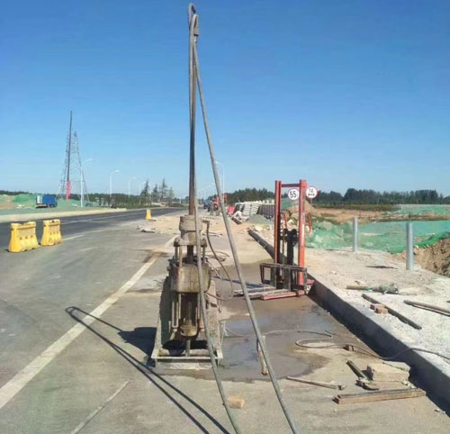 湛河公路高聚物注浆加固